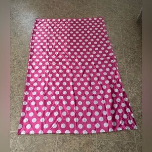 2 yards x 60" Unbranded pink with white dots silky fabric.